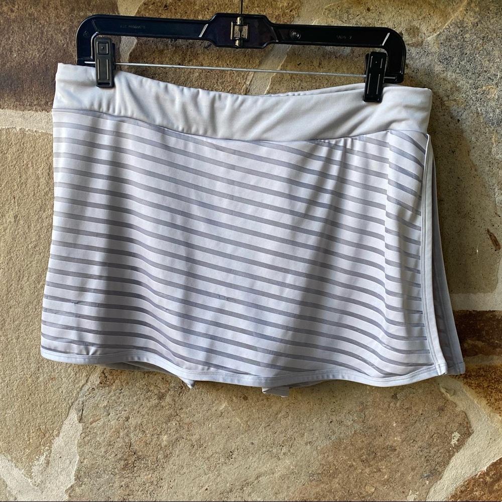 Women’s Inphorm tennis skirt